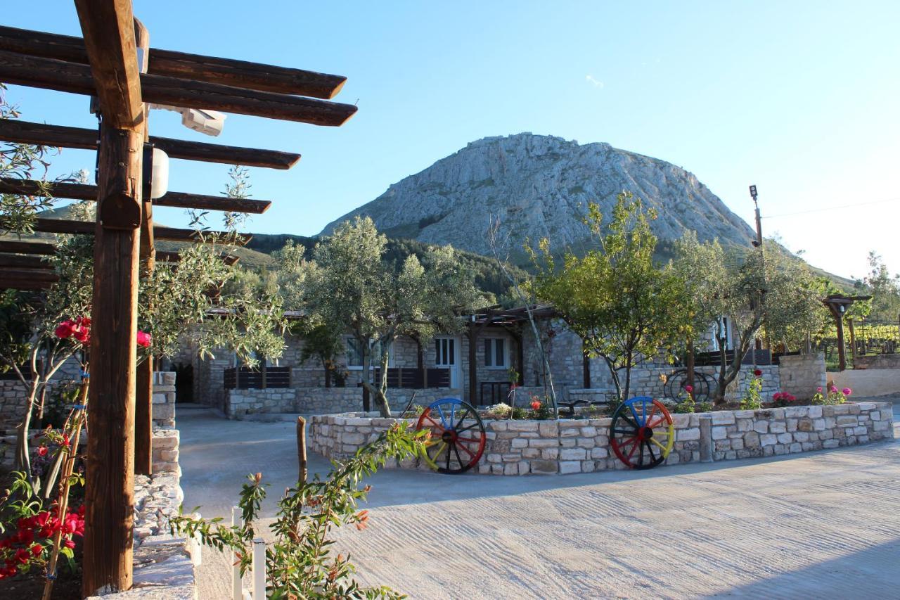 Acrocorinth Apartments Екстер'єр фото