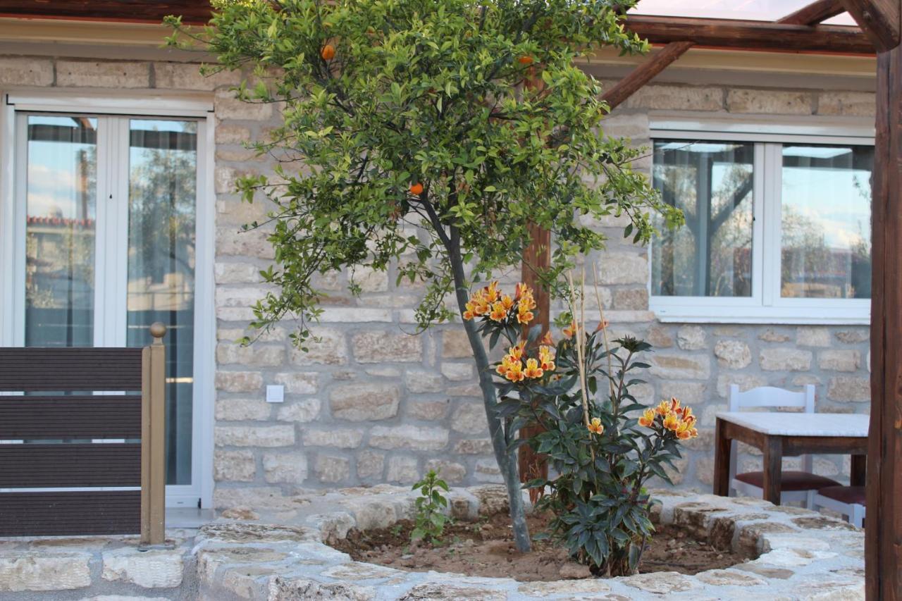 Acrocorinth Apartments Екстер'єр фото