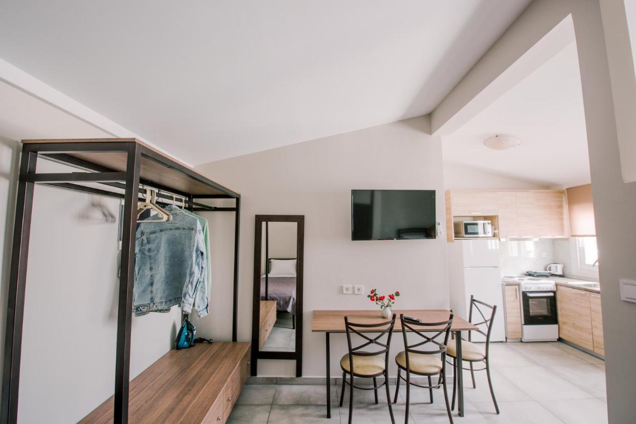 Acrocorinth Apartments Екстер'єр фото