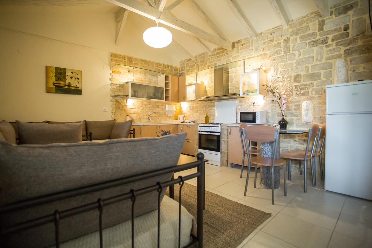 Acrocorinth Apartments Екстер'єр фото