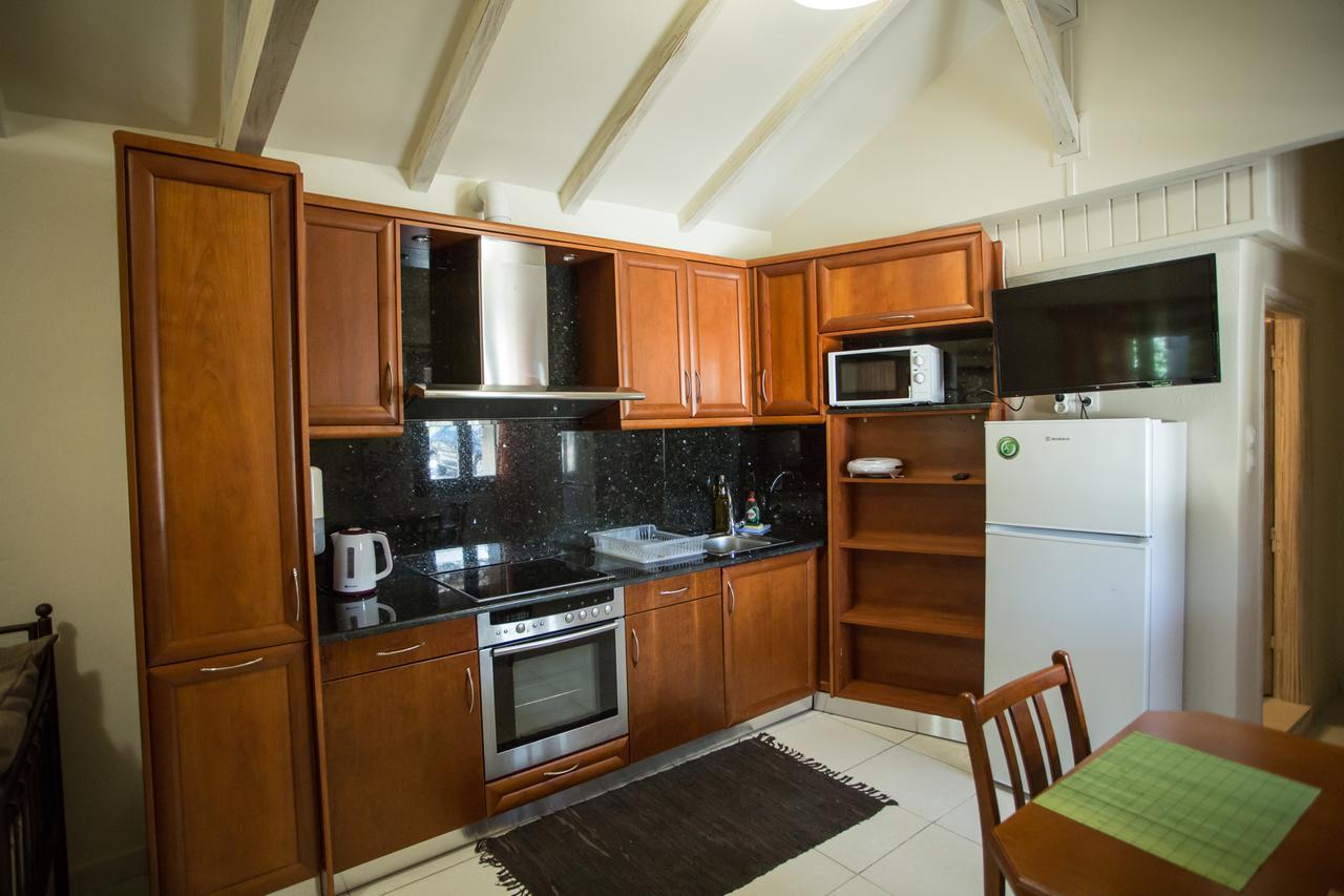 Acrocorinth Apartments Екстер'єр фото
