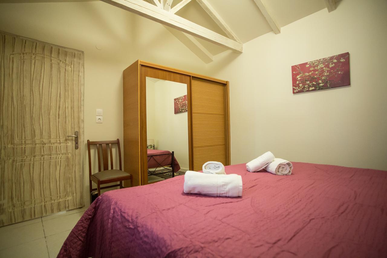 Acrocorinth Apartments Екстер'єр фото